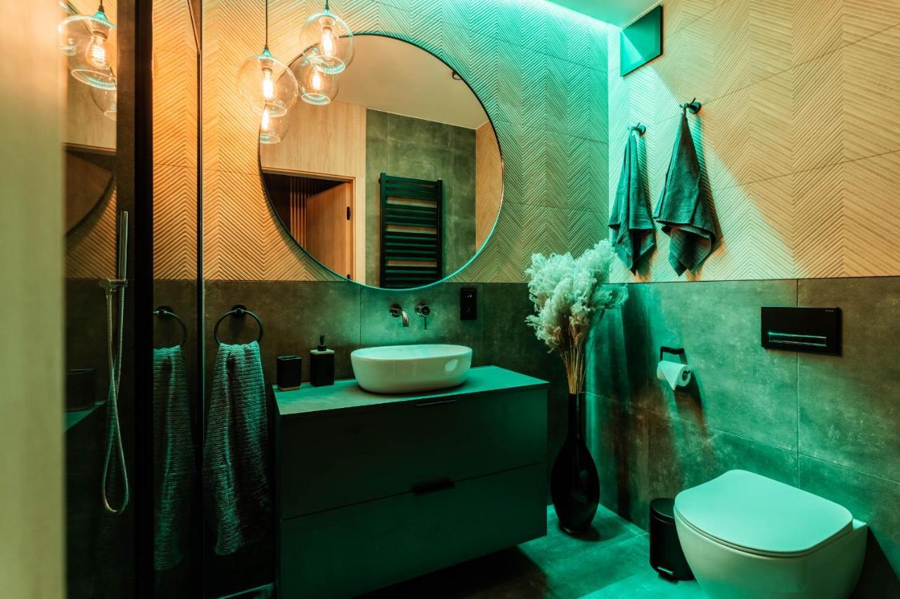Klimatyzowany Apartament Very Berry Z Parkingiem W Poznaniu By Noclegi Renters Экстерьер фото