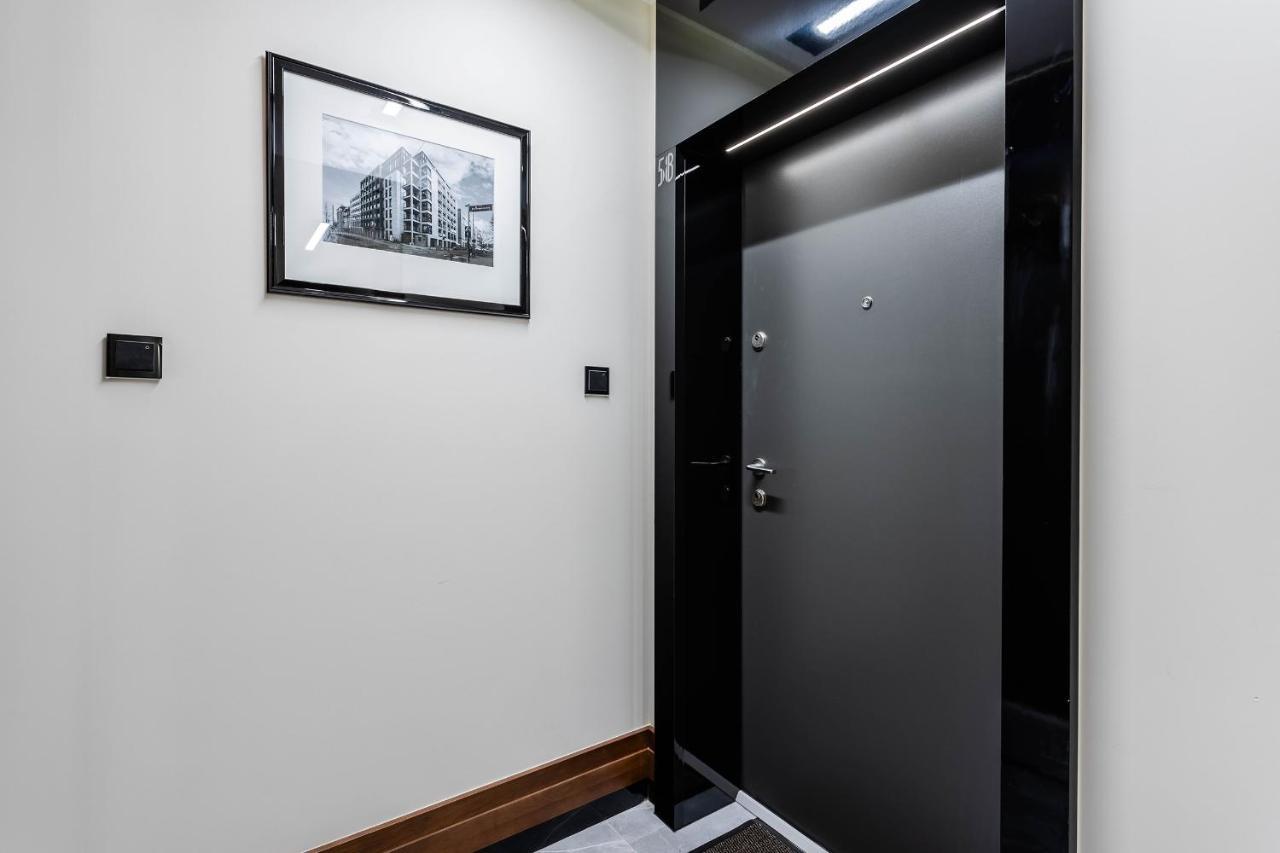 Klimatyzowany Apartament Very Berry Z Parkingiem W Poznaniu By Noclegi Renters Экстерьер фото