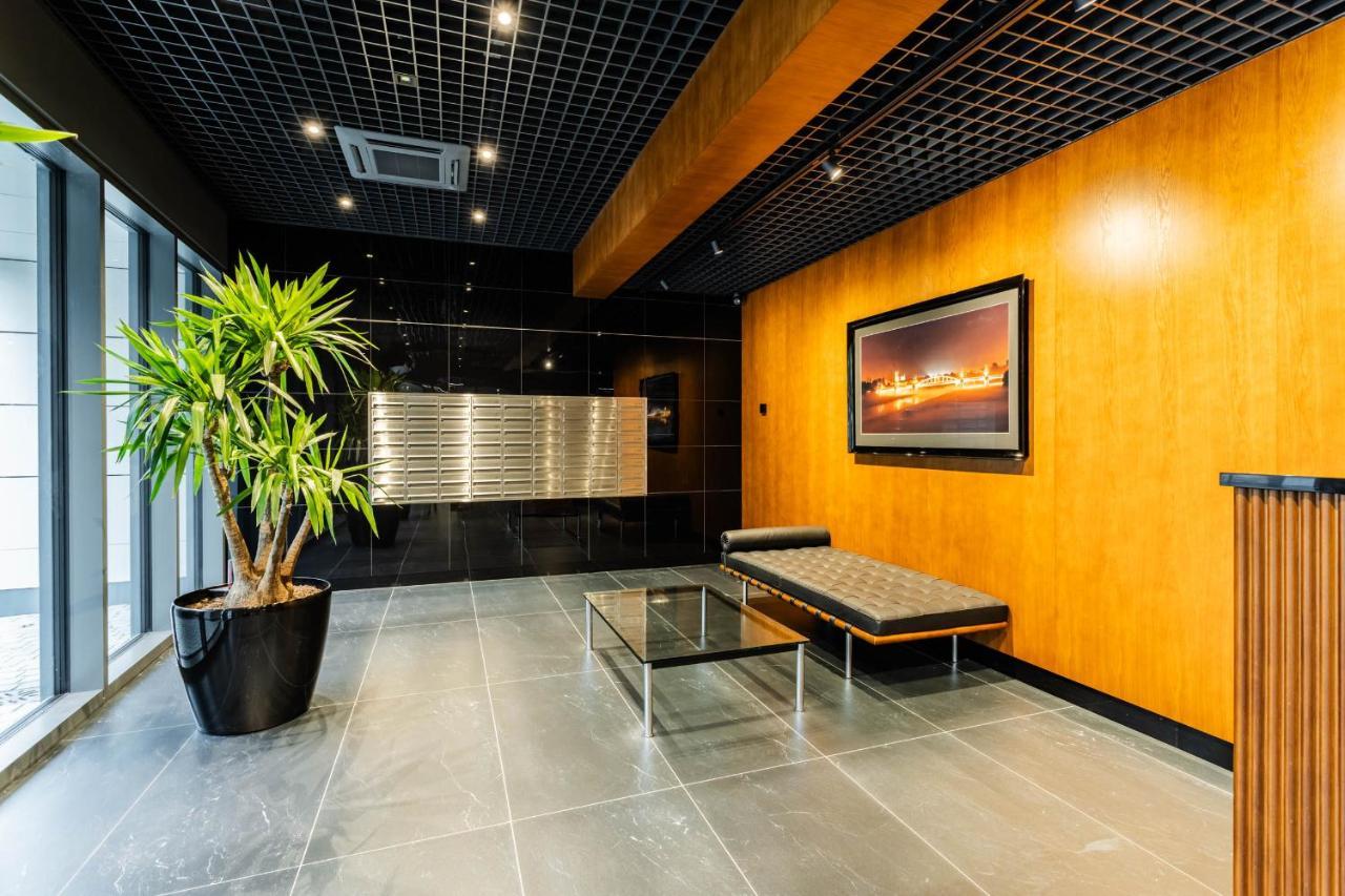 Klimatyzowany Apartament Very Berry Z Parkingiem W Poznaniu By Noclegi Renters Экстерьер фото
